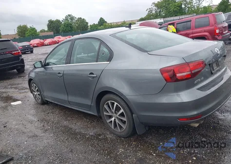 2017 Volkswagen Jetta 1.4T Se z USA, uszkodzony, nr VIN 3VWB67AJ5HM201924